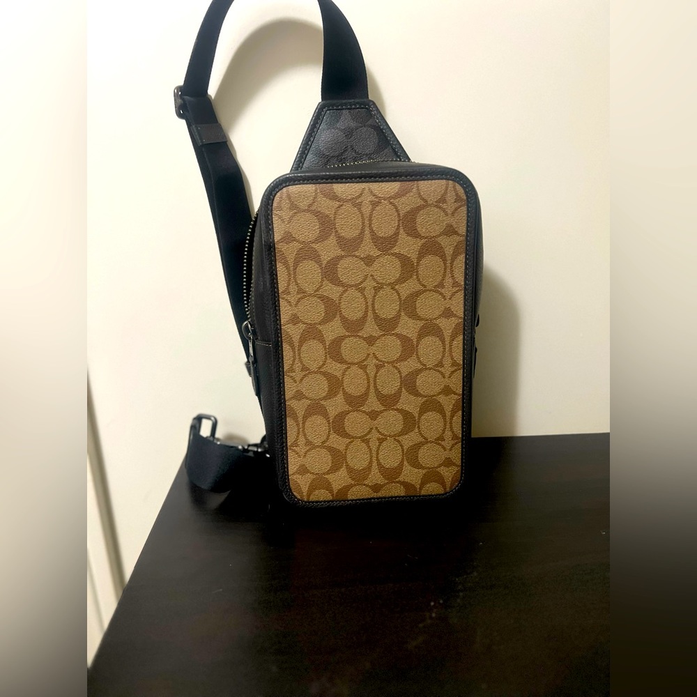 Sullivan Pack In Blocked Signature Canvas. Sling Backpack